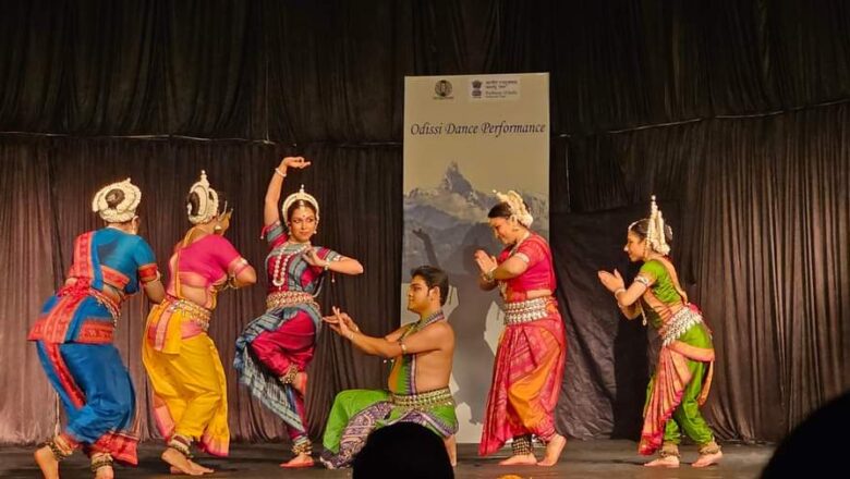 भारतीय ओड़िसी नृत्य कार्यक्रम का हुआ आयोजन,मधेश प्रदेश के मंत्री रमेश कुर्मी ने कहा -‘सांस्कृतिक कार्यक्रमों से मजबूत होगी भारत नेपाल रिश्ते की डोर!