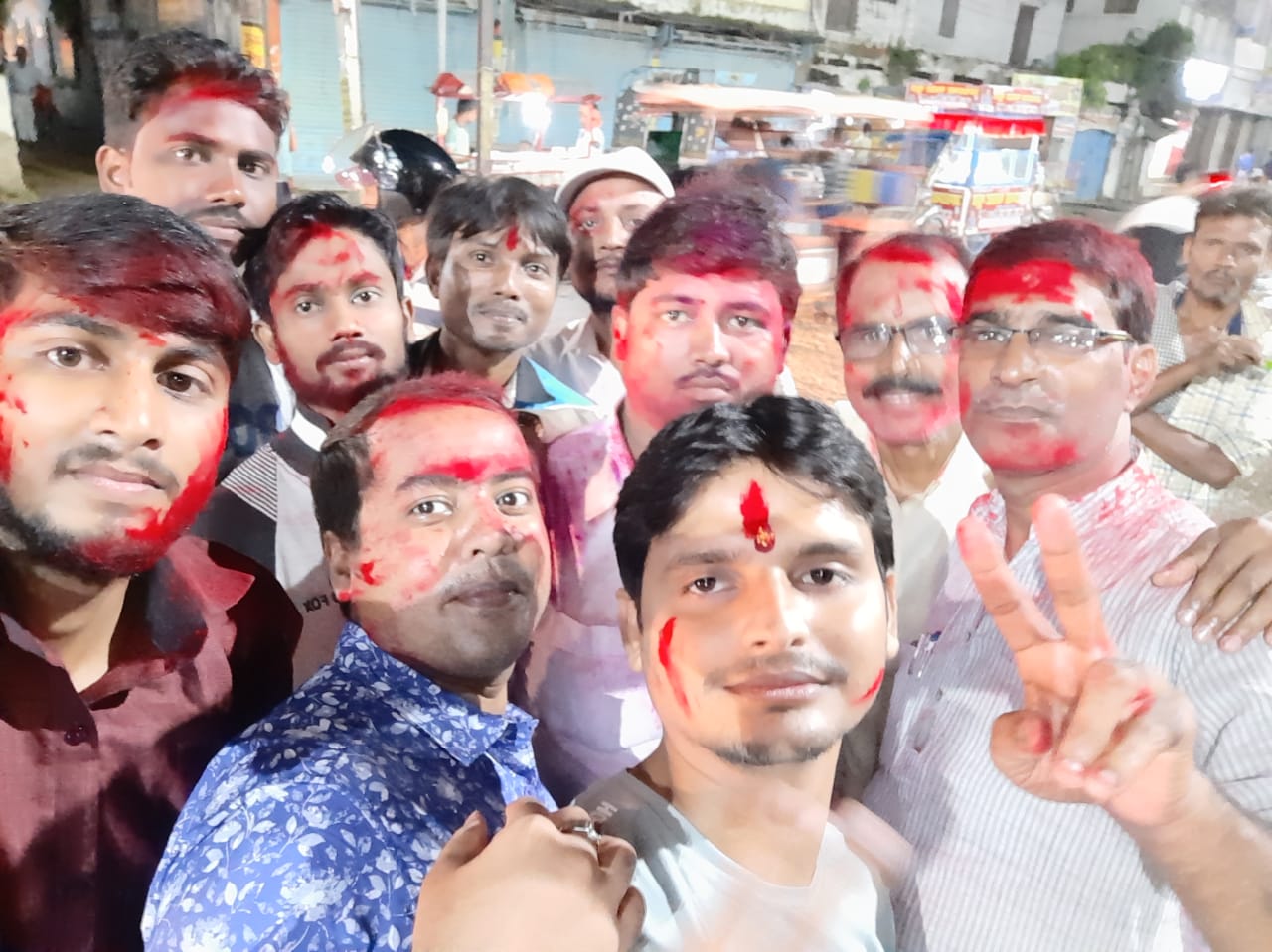 जनता दल यू के दुबारा जिलाध्यक्ष बने भुवन पटेल,बंटी मिठाई,बजा पटाखा,कार्यकर्ताओं में हर्ष!