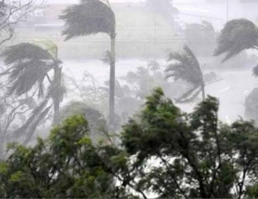 पूर्वी चंपारण में बारिश के लिहाज से आज’ रेड अलर्ट’ वाला दिन,स्कूल बंद…रहें सावधान!