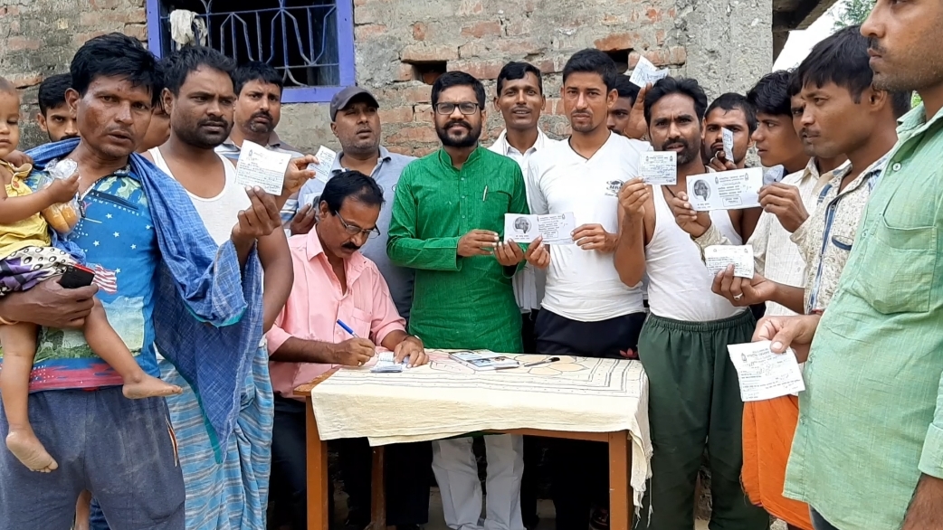 नवरात्र पूजा का असली उद्देश्य मजबूर की मदद करना है:रवि मस्करा