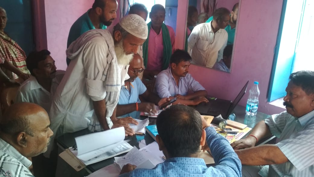 रक्सौल के धनगढ़वा गावँ में लगा ग्राम विकास शिविर,ऑन स्पॉट समस्या निराकरण की हुई पहल!