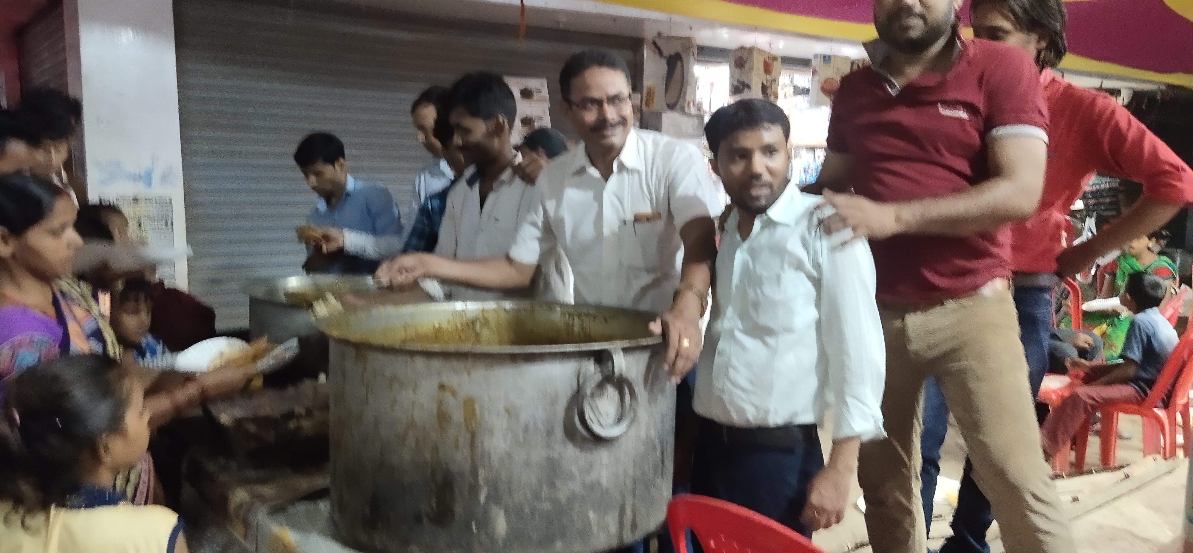 रक्सौल में फल फूल रही है भण्डारा संस्कृति, शहर को मिली है अलग पहचान!