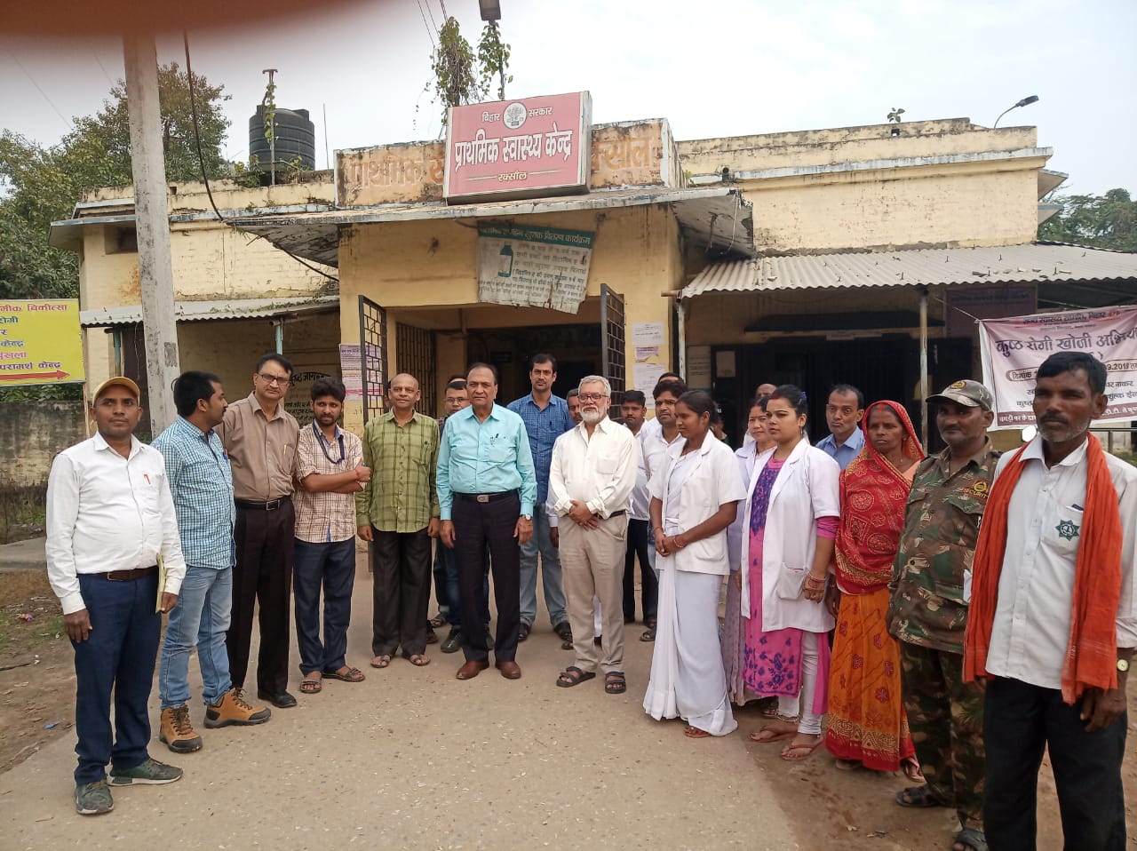 पूर्वी चंपारण के सिविल सर्जन डॉ रिजवान अहमद ने किया रक्सौल पीएचसी का निरीक्षण,मचा हड़कम्प!