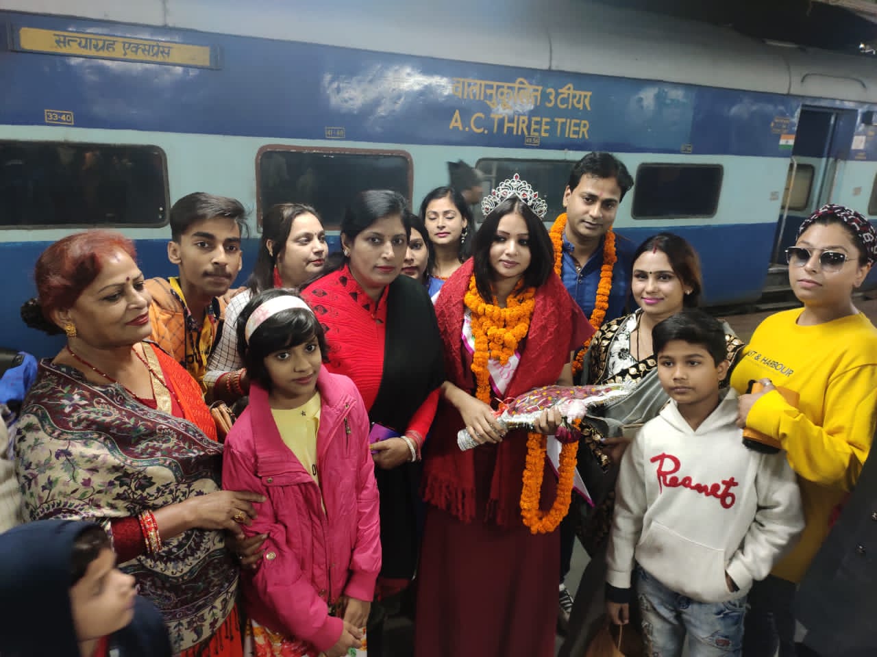 ‘मिसेज बिहार’ नन्दिनी गुप्ता का रक्सौल पहुचने पर हुआ भव्य स्वागत,कहा-रियली बहुत खुश हूं!