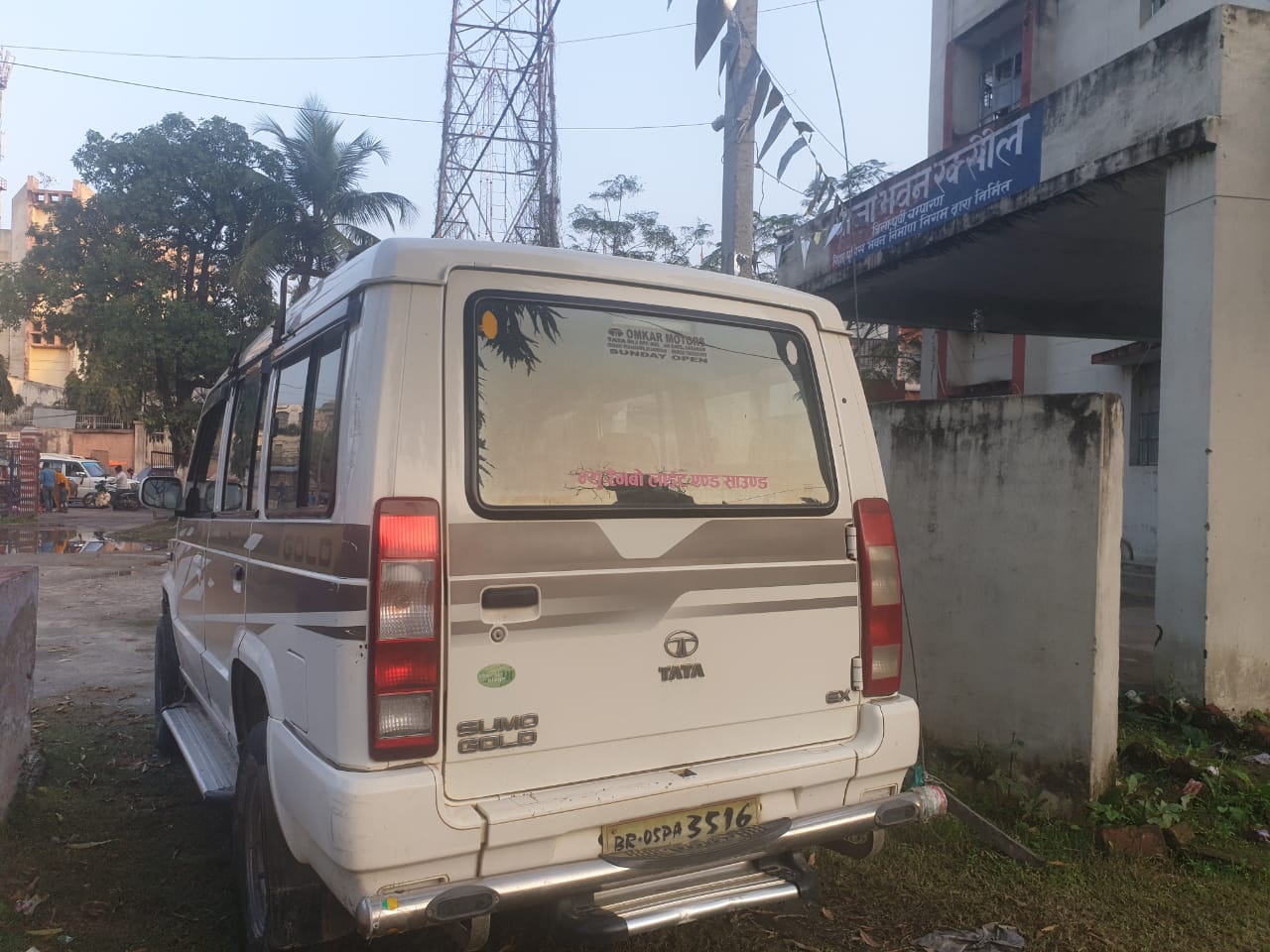 रक्सौल से चोरी हुई  टाटा सूमो मोतिहारी के छतौनी से बरामद,पुलिस को देख भागे अपराधी!