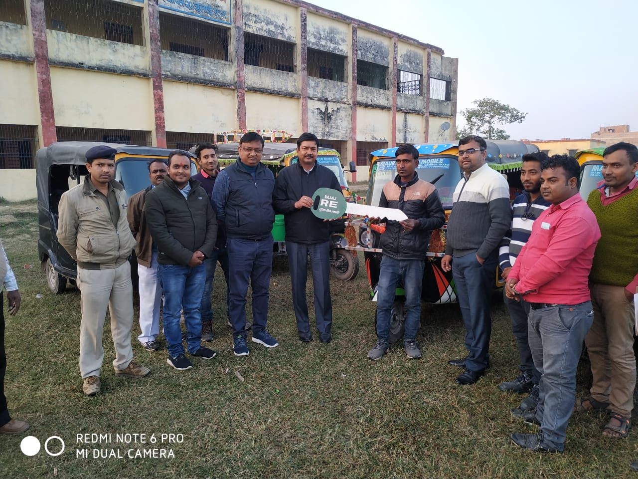 मुख्यमंत्री ग्रामीण परिवहन योजना के तहत छह लाभुकों के बीच हुआ वाहन का वितरण!