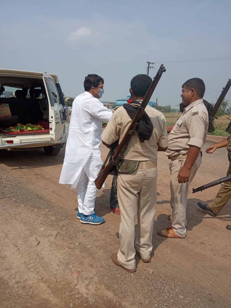 आम जनता के साथ साथ सरकारी कर्मचारियों मे भी सरकार के प्रति अविश्वास की भावना : रामबाबू यादव