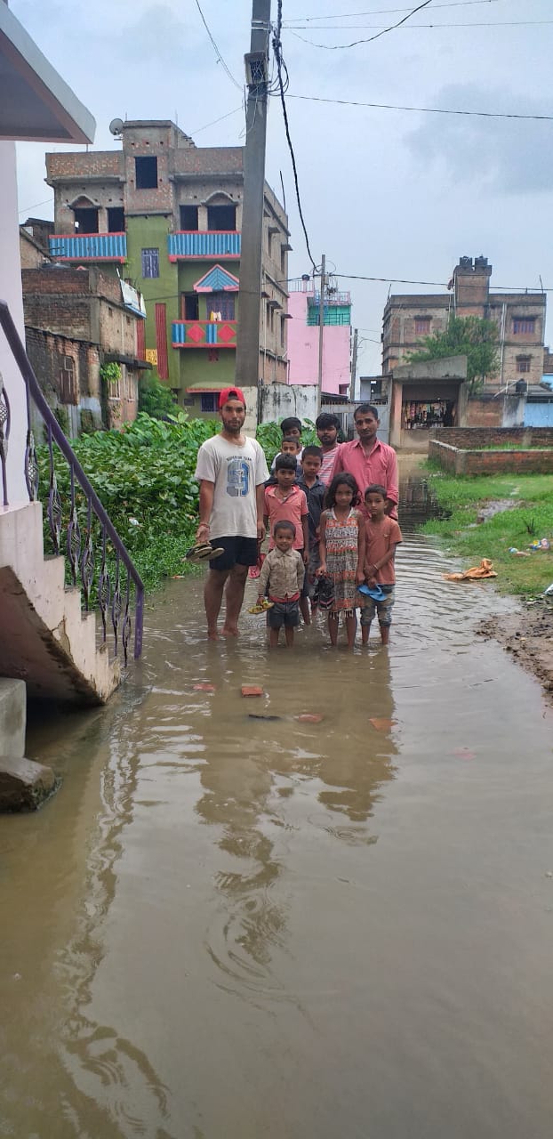 मॉनसून की पहली फुहार ने खोली नगर परिषद की पोल,कॉलेज रोड जलमग्न,त्राहि त्राहि कर रहे लोग!