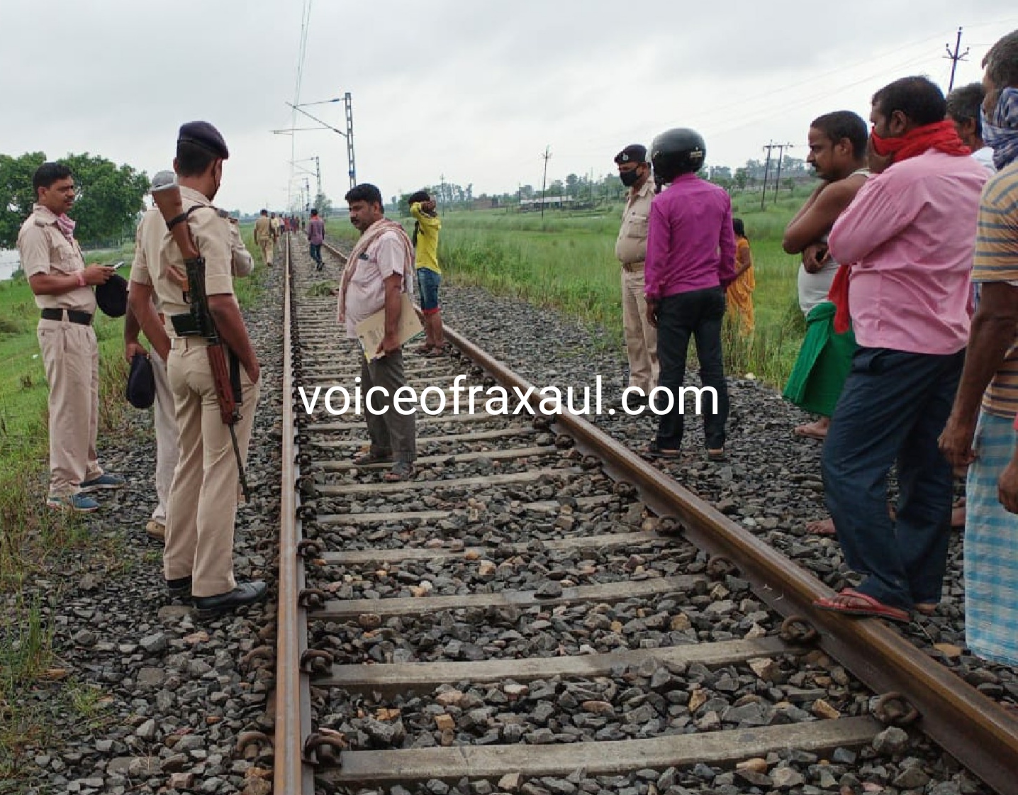 रक्सौल के शीतलपुर रेलवे गुमटी पर मिली महिला की लाश,ट्रेन से कट कर मौत की आशंका