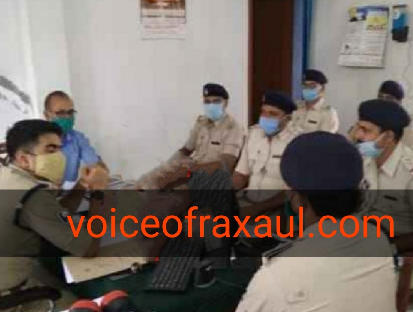 चुनाव व भूमि विवाद को ले कर एसडीपीओ सागर कुमार ने की थानाध्यक्षों की बैठक