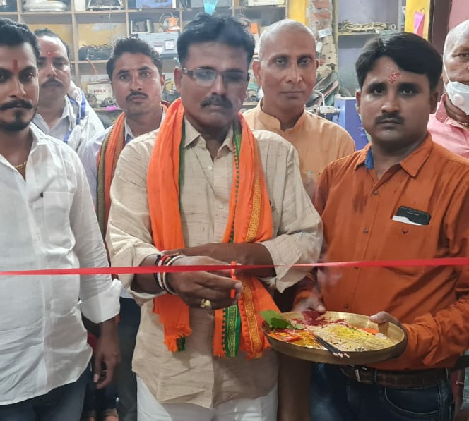 मनोकामना एजेंसी का हुआ उद्घाटन,सस्ते मूल्य पर उपलब्ध होगा मिनरल वाटर