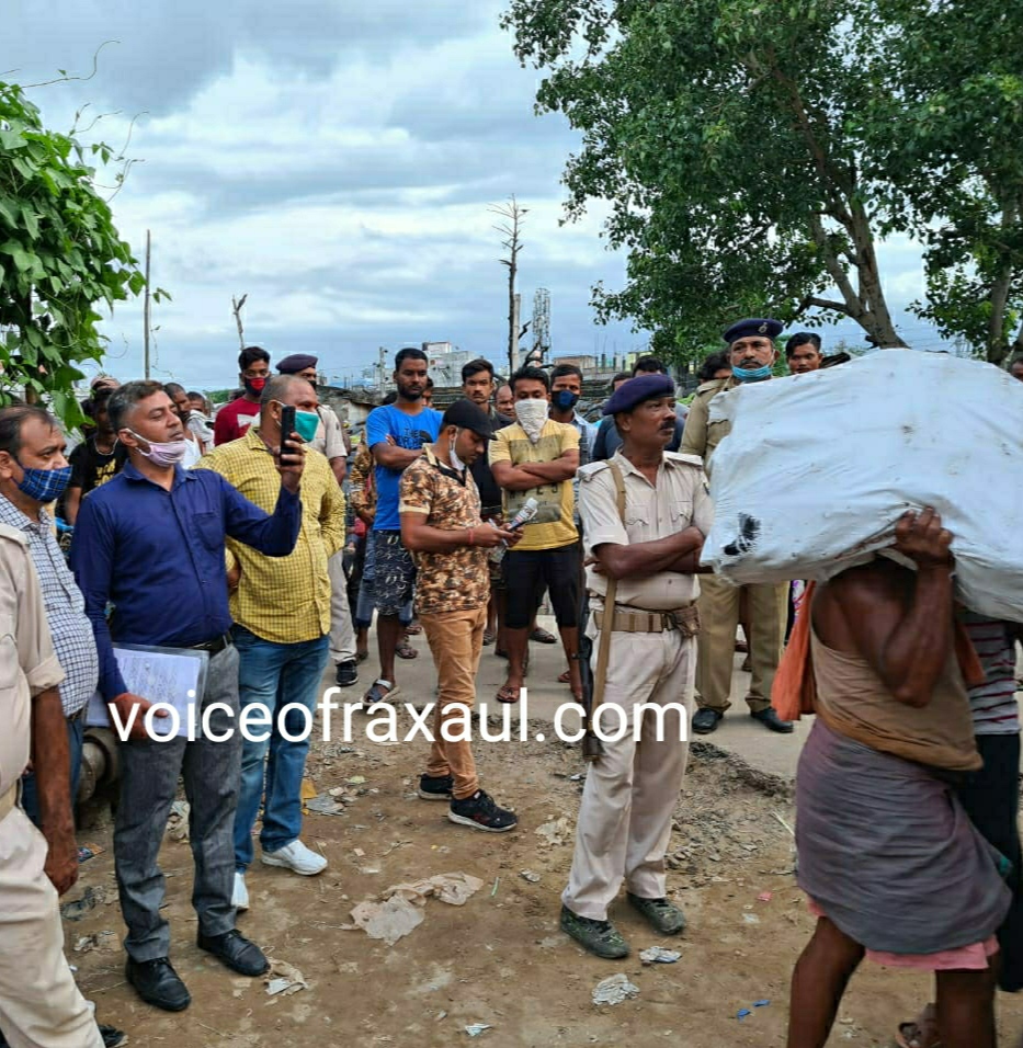 बिहार कैरिंग ट्रांसपोर्ट में छापेमारी,नेपाल भेजे जाने की तैयारी के क्रम में करीब 35 लाख का डुप्लीकेट गैस चूल्हा बरामद!