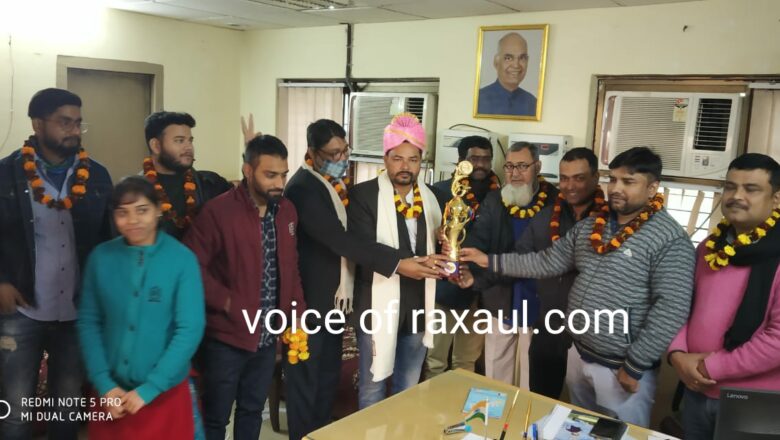 एमडीआरटी सदस्य बने एलआईसी अभिकर्ता बिपिन कुशवाहा ,मिल रही बधाई