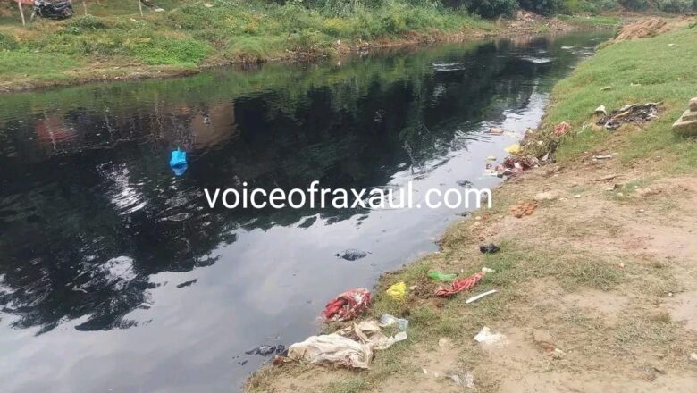 सरिसवा नदी में अपशिष्ट पदार्थ को डाले जाने के ऊपर यथोचित कार्रवाई करने का निर्देश