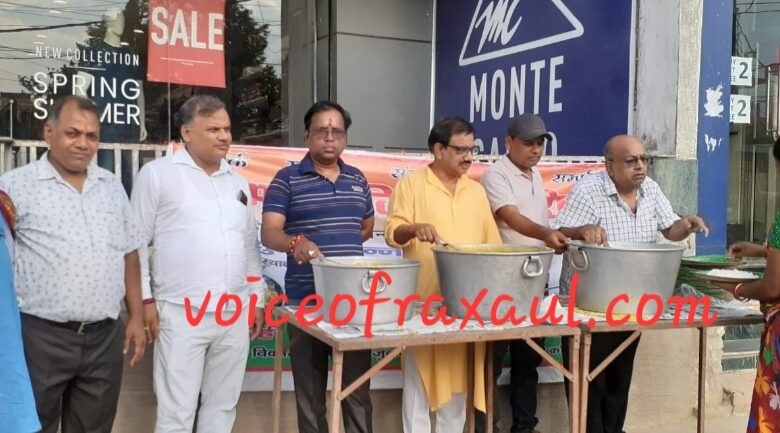 भारत विकास परिषद की अन्नपूर्णा रसोई की ओर से असहाय लोगों को कराया गया नि:शुल्क भोजन