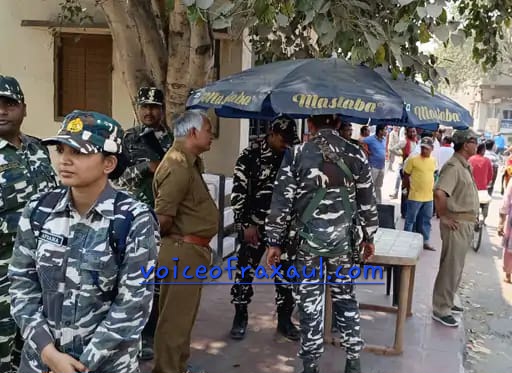 भारत-नेपाल मैत्री पुल पर हेल्प डेस्क स्थापित करने पर विवाद, विरोध पर पहुंचे दूतावास के अधिकारी, अब एसएसबी की महिला बटालियन करेगी निगरानी