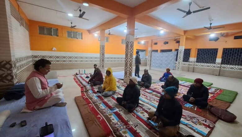 आर्ट ऑफ लिविंग का पांच दिवसीय हैप्पीनेस प्रोग्राम शुरू,पहले दिन मन को शांत रखने का कराया गया योगाभ्यास!