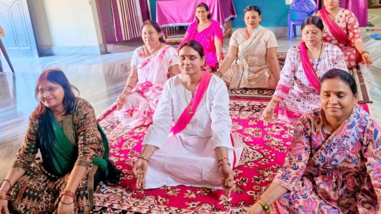 अंतराष्ट्रीय योग दिवस पर बीजेपी महिला मोर्चा द्वारा योग शिविर का आयोजन