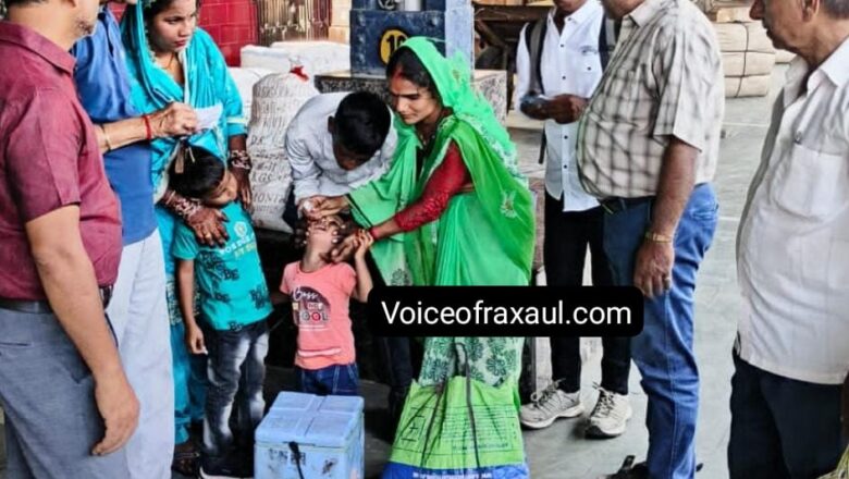 छठ पर्व पर विशेष पोलियो टीकाकरण अभियान,बिहार के बाहर से आने वाले एक एक बच्चों को पिलाई जा रही पोलियो ड्रॉप!