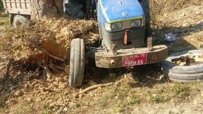 मकवानपुर फास्टट्रैक हादसा: निर्माणाधीन सड़क पर ट्रैक्टर पलटा, तीन मजदूरों की मौत, 19घायल