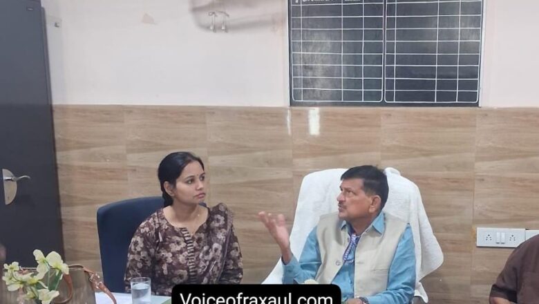 रक्सौल अस्पताल पहुंचे क्षेत्रीय स्वास्थ्य निदेशक, व्यवस्थाओं का लिया जायजा
