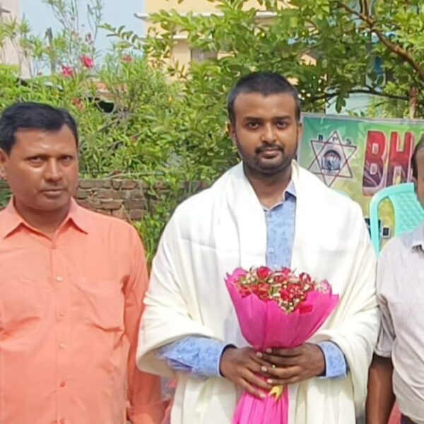 बीपीएससी में सफलता पाने वाले राणा अंकेश का भारती पब्लिक स्कूल में हुआ सम्मान