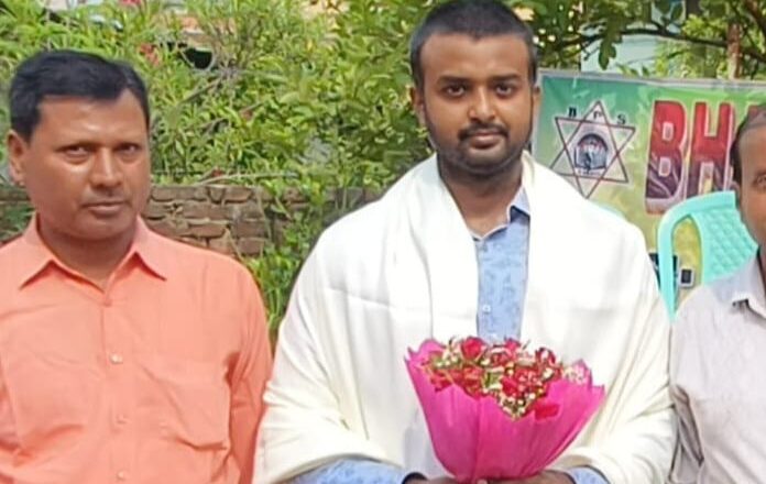 बीपीएससी में सफलता पाने वाले राणा अंकेश का भारती पब्लिक स्कूल में हुआ सम्मान