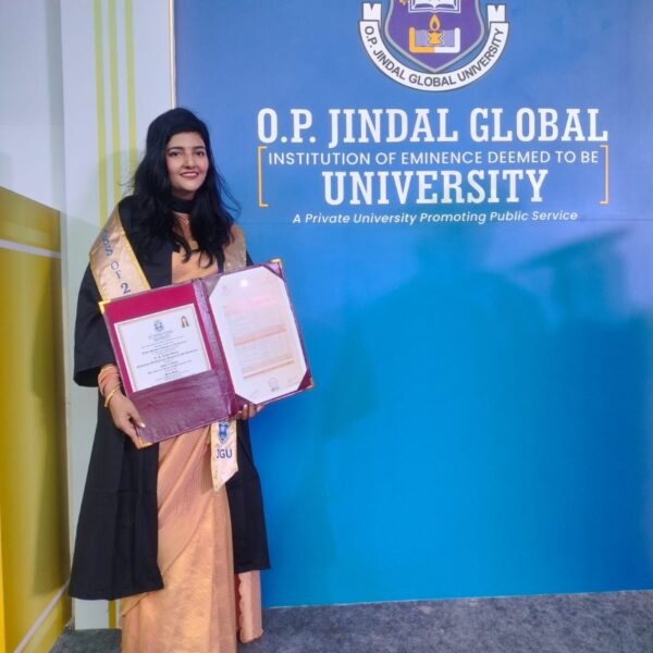 एआई आधारित डिजाइन में रक्सौल की रितु रानी ने बढ़ाया मान, ओपी जिंदल ग्लोबल यूनिवर्सिटी से मिली मास्टर ऑफ डिजाइन की उपाधि