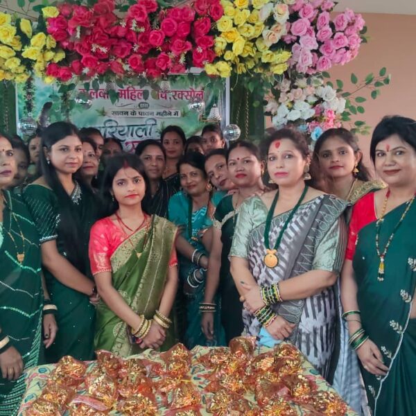 हरियाली सावन में सजीं कलवार समाज की महिलाएं, प्रतियोगिताओं में दिखा उत्साह