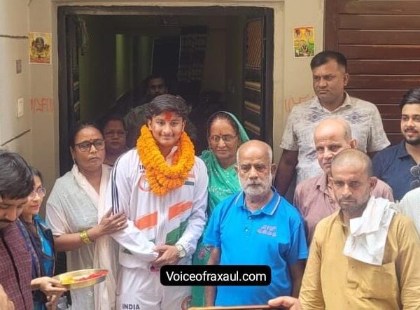 विश्व मिक्स बॉक्सिंग में स्वर्ण जीतकर लौटे 17 वर्षीय सनी का ढोल-नगाड़ों के साथ स्वागत, खुली जीप में निकला विजय जुलूस