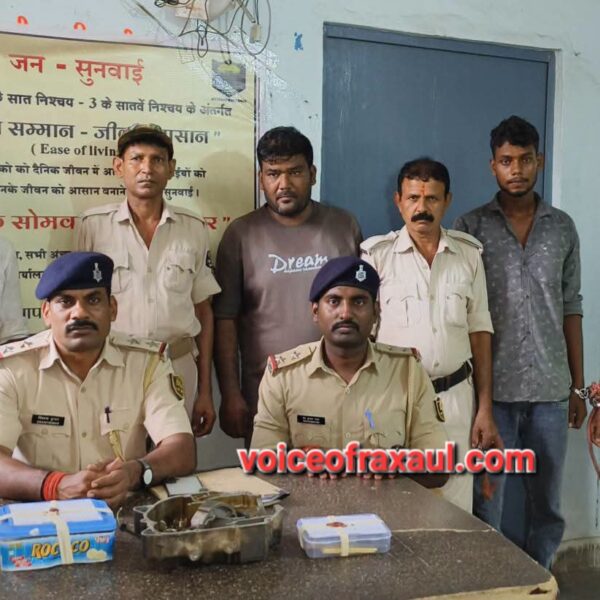 एक्सिस बैंक के पास बाइक चोरी की फिराक में लगे गिरोह का पर्दाफाश, 4 धराए; चोरी की बाइक के पार्ट्स व इंजन बरामद