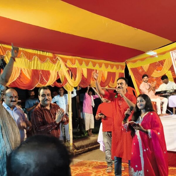 रक्सौल में गणेश उत्सव की धूम: सूर्य मंदिर प्रागण स्थित गणेश मंदिर में उमड़ा आस्था का सैलाब, सुरीली भजन संध्या पर देर रात तक झूमे श्रद्धालु