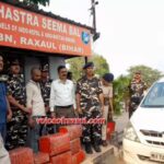 मैत्री पुल पर एसएसबी व पुलिस का बड़ा एक्शन: इनोवा के डैशबोर्ड व गुप्त तहखाने में छिपा 90 किलो गांजा जब्त, वैशाली का तस्कर गिरफ्तार