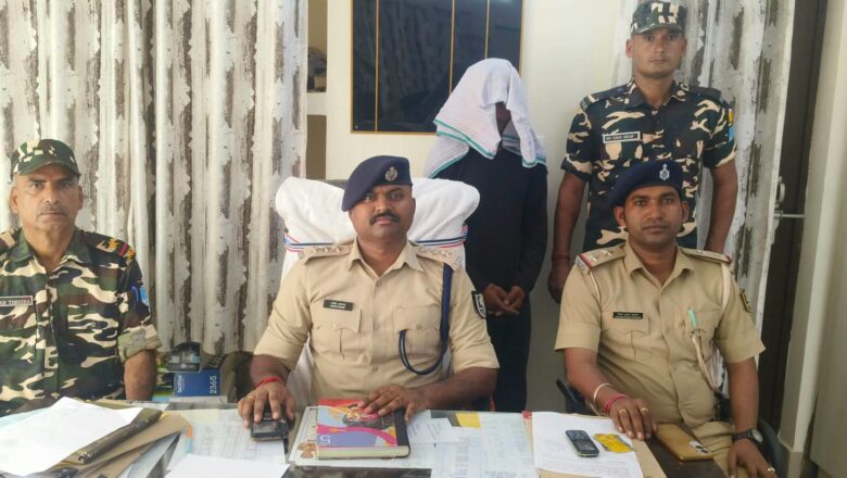 दशहरा पर्व पर बॉर्डर पर कड़ी सुरक्षा, जांच में मिली बड़ी सफलता: 25 किलो गांजे के साथ तस्कर गिरफ्तार