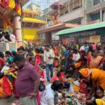 वीरगंज के शक्तिपीठ गहवामाई मंदिर में फूलो की वर्षा के बीच आयोजित हुई फूलपाती, सेना ने दी सलामी, उमड़ा आस्था का जनसैलाब!